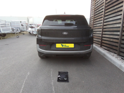 Ford Explorer} Avec La rotule d’attelage démontable sans outil