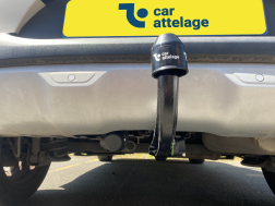 Kia Stonic} Avec La rotule d’attelage démontable sans outil