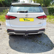 MG ZS} Avec La rotule d’attelage démontable sans outil