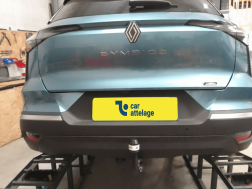 Renault Symbioz} Avec La rotule d’attelage démontable sans outil
