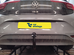 Volkswagen ID 3} Avec La rotule d’attelage démontable sans outil