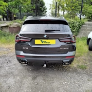 BMW X3 Avec La rotule d’attelage démontable avec outils