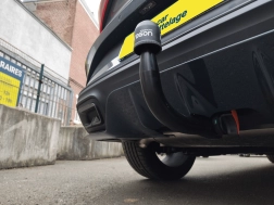 Cupra Leon Avec La rotule d’attelage démontable sans outil