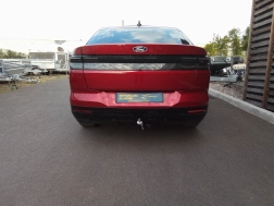 Ford Capri} Avec La rotule d’attelage démontable sans outil