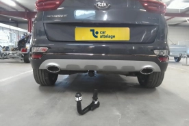 Kia Sportage} Avec La rotule d’attelage démontable sans outil