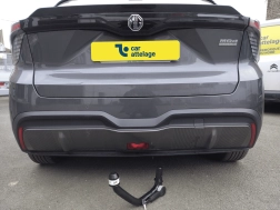 MG 4 EV Avec La rotule d’attelage démontable sans outil