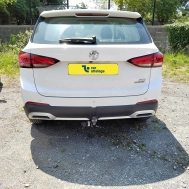 MG ZS Avec La rotule d’attelage démontable sans outil