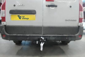 Opel Movano} Avec La rotule d’attelage classique