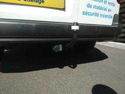 Toyota ProAce Avec La rotule d’attelage démontable avec outils