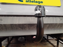 Volkswagen ID 3 Avec La rotule d’attelage démontable sans outil