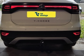 Volkswagen T-Cross Avec La rotule d’attelage démontable avec outils