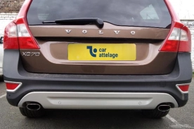 Volvo XC70 Avec La rotule d’attelage démontable sans outil
