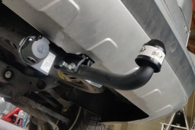 Volvo XC90 Avec La rotule d’attelage démontable avec outils